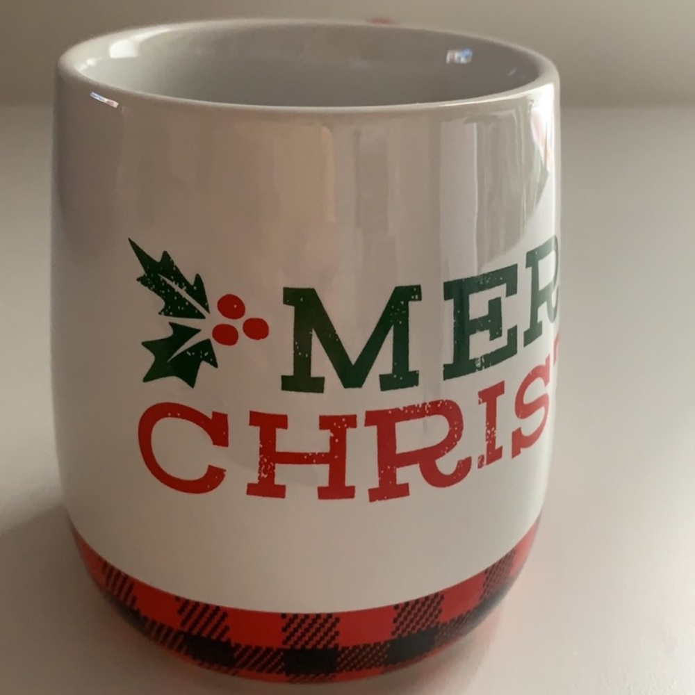 ♦️ FINAL PRICE ♦️ 
Threshold Stonewear Merry Christmas Buffalo Plaid Mug